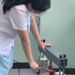 製作過程3：壓膠.jpg